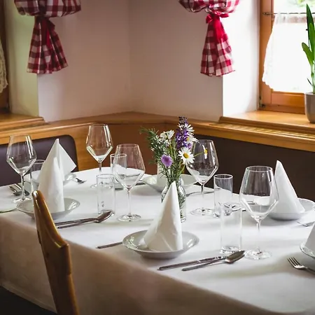 Gostilna Logar Hotel 3*