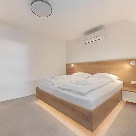 Gostilna Logar Hotel Hotemaze