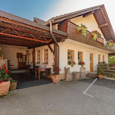 Gostilna Logar Hotel 3*