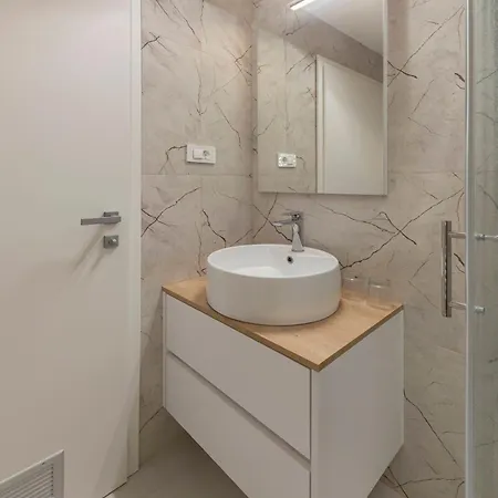 Hotel Gostilna Logar Hotemaze