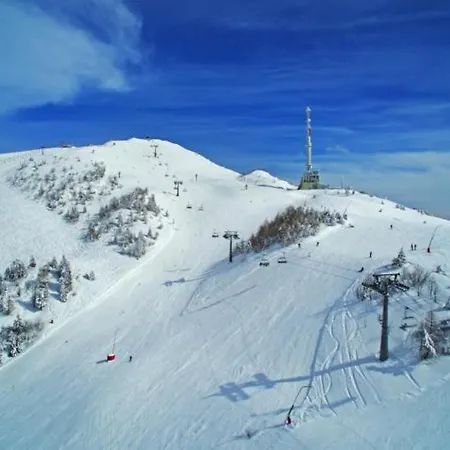 Gostilna Logar מלון Hotemaze