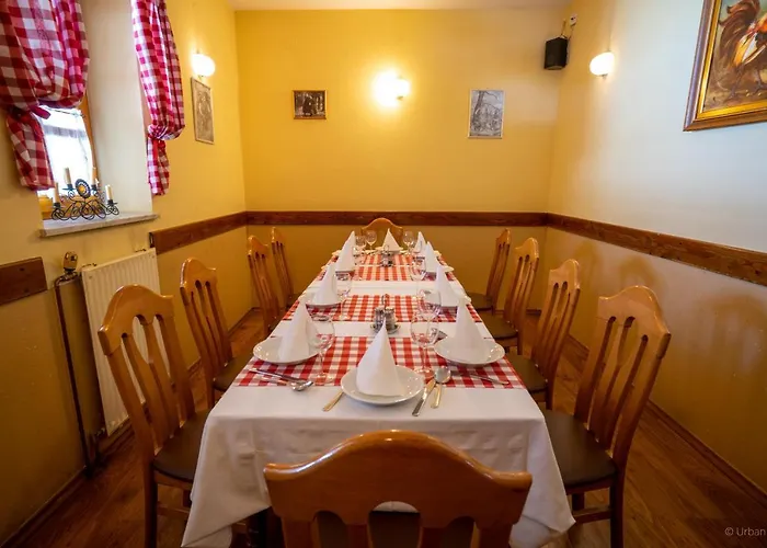 Gostilna Logar 3* Hotemaze