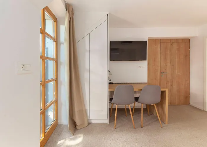 Hotel Gostilna Logar 3*