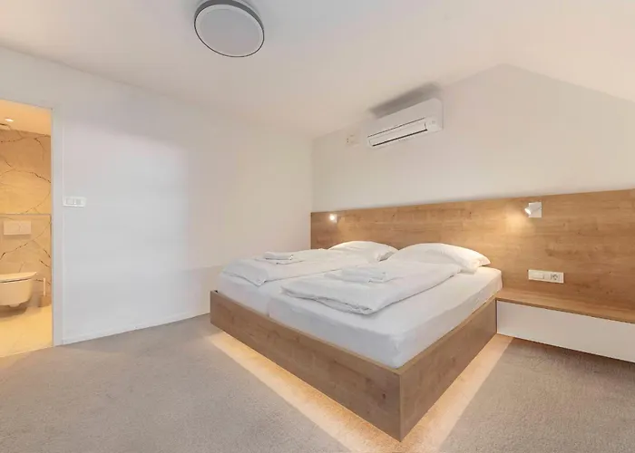 Gostilna Logar Hotell Hotemaze