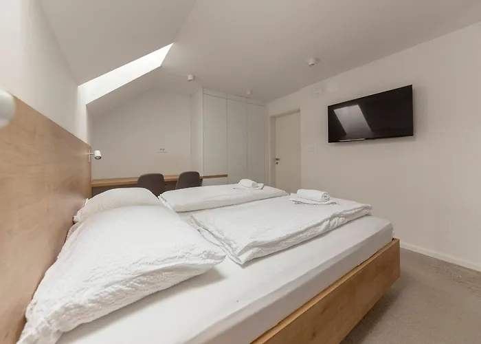 Gostilna Logar 3* Hotemaze